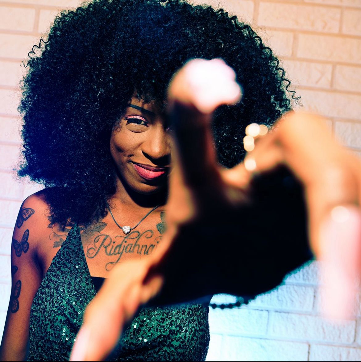 Solist. Manuela Nzenge 1. Web. Afbeelding van WhatsApp op 2025-09-14 om 20.30.50_1cc100f8.jpg