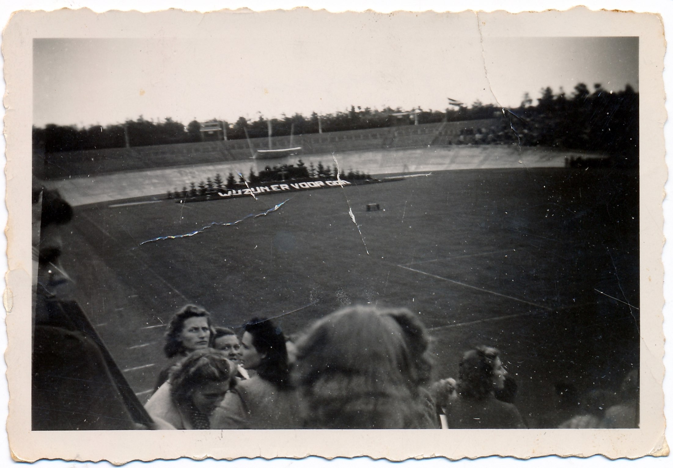 apgen-75-jaar-goffertstadion.jpg